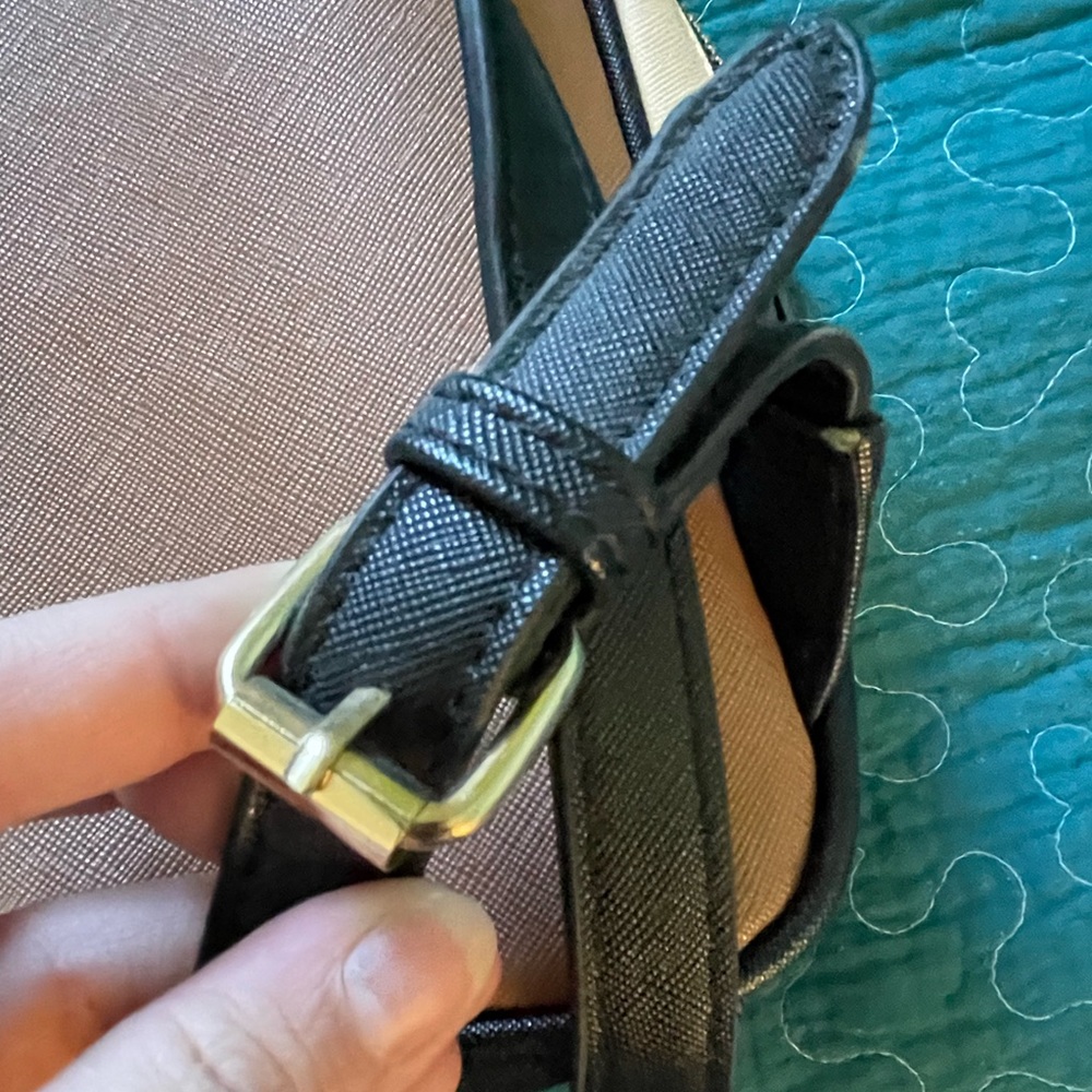 ALDO adjustable mini backpack - Picture 6 of 7